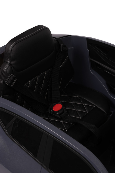 Baterijsko vozilo Audi Etron Sportback Sivo